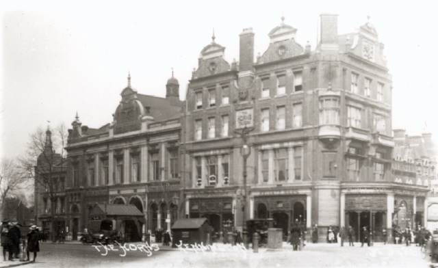 The Horns, Kennington