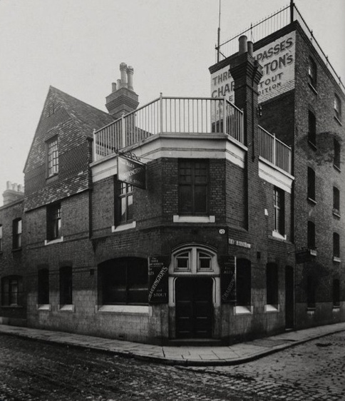 Three Compasses, Rotherhithe