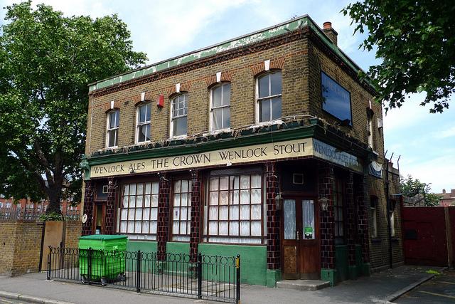 The Crown, Walworth