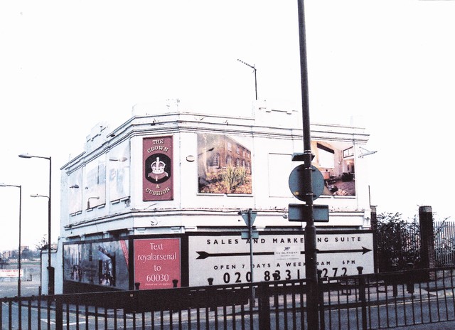 Crown & Cushion, Woolwich