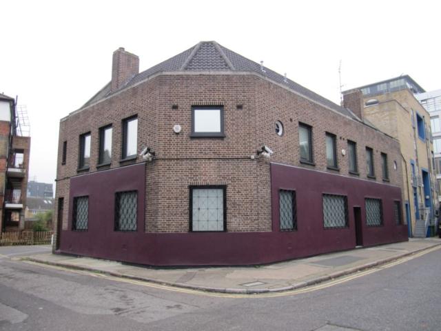 Ancient Briton, Southwark