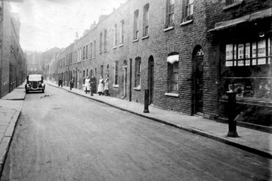 Brazen Serpent, Southwark