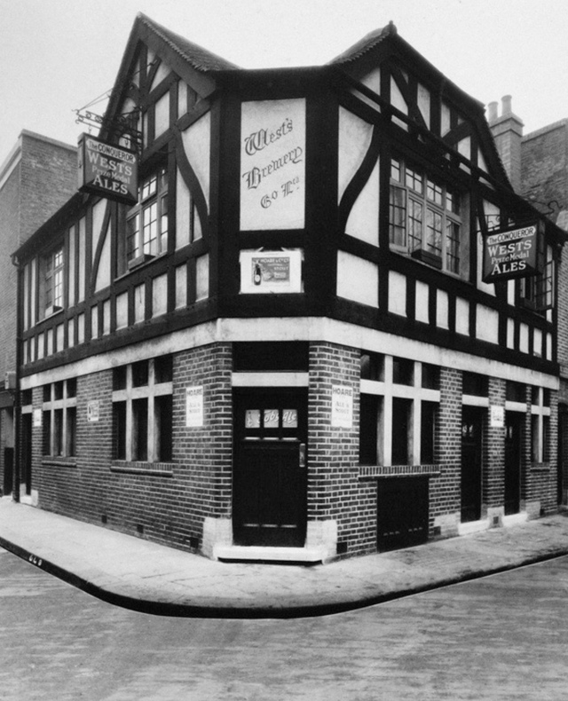 The Conqueror, Bethnal Green