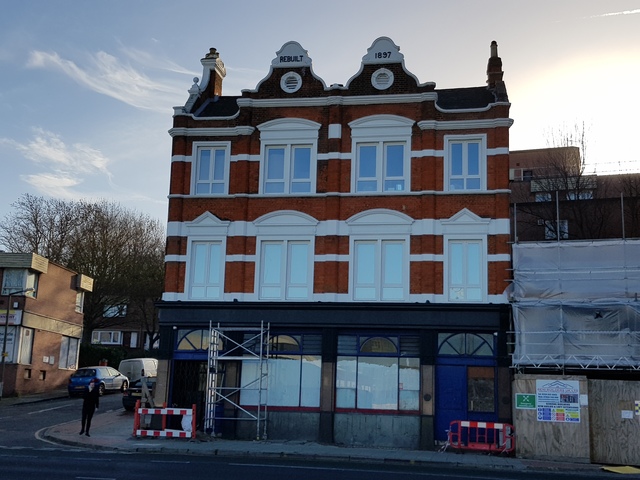 White Horse, Charlton