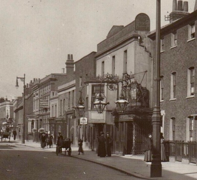 The Castle, Battersea