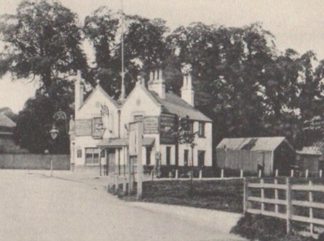 Railway Hotel, Barnes