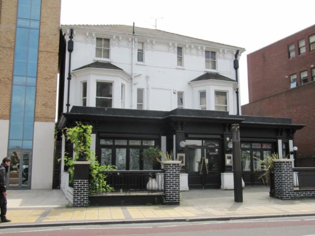 The Broadway, Wimbledon