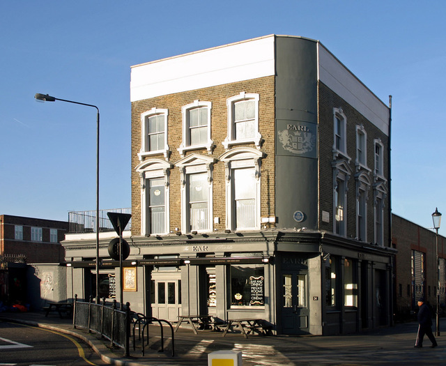 Earl Of Warwick, North Kensington