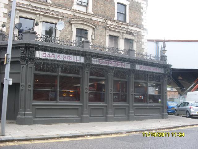 Station Hotel, North Kensington