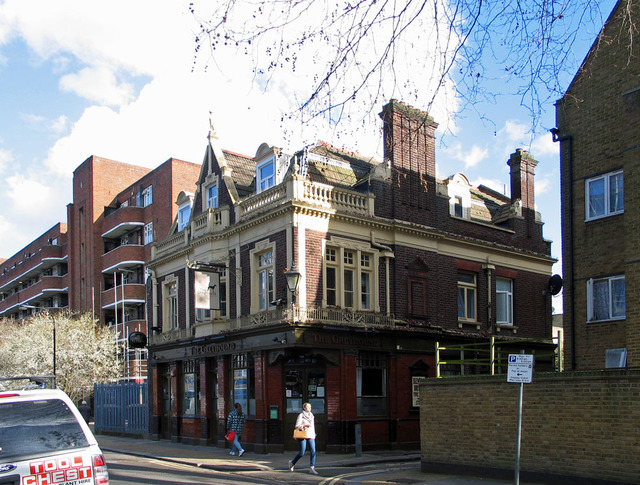 The Greyhound, Shepherd's Bush