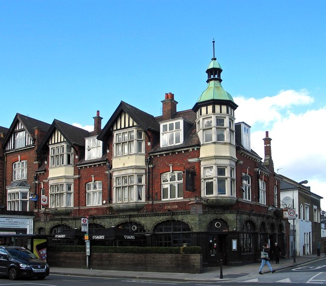 Queen Adelaide, Shepherd's Bush