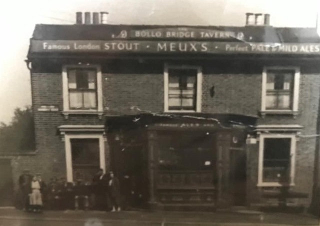 Bollo Bridge Tavern, Acton