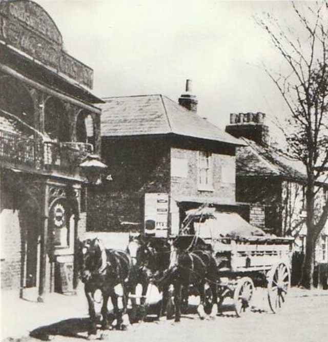 Goldsmiths Arms, Acton