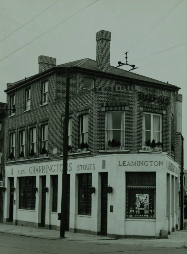 Leamington Hotel, Acton