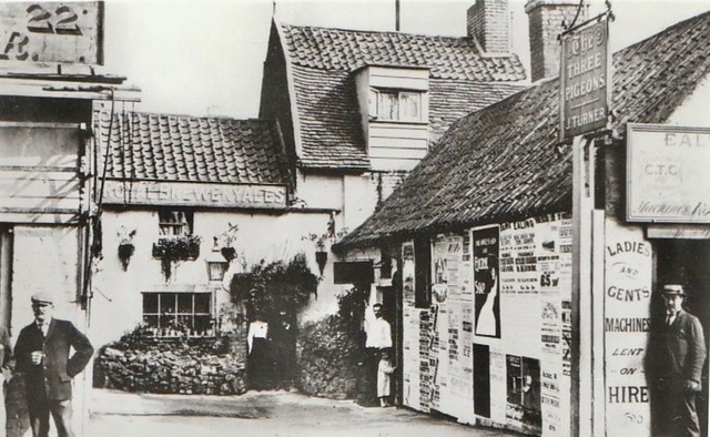 Three Pigeons, Ealing