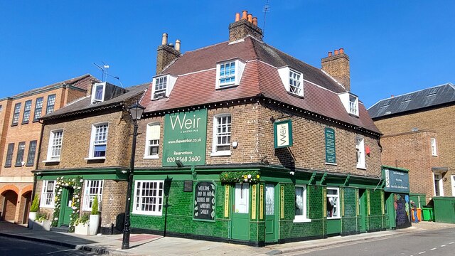 White Horse, Brentford