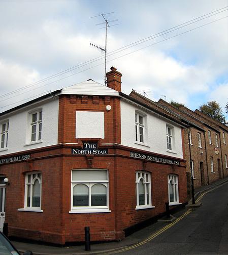 The North Star, Harrow