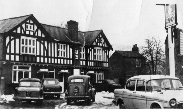 Old Queens Head, Heston