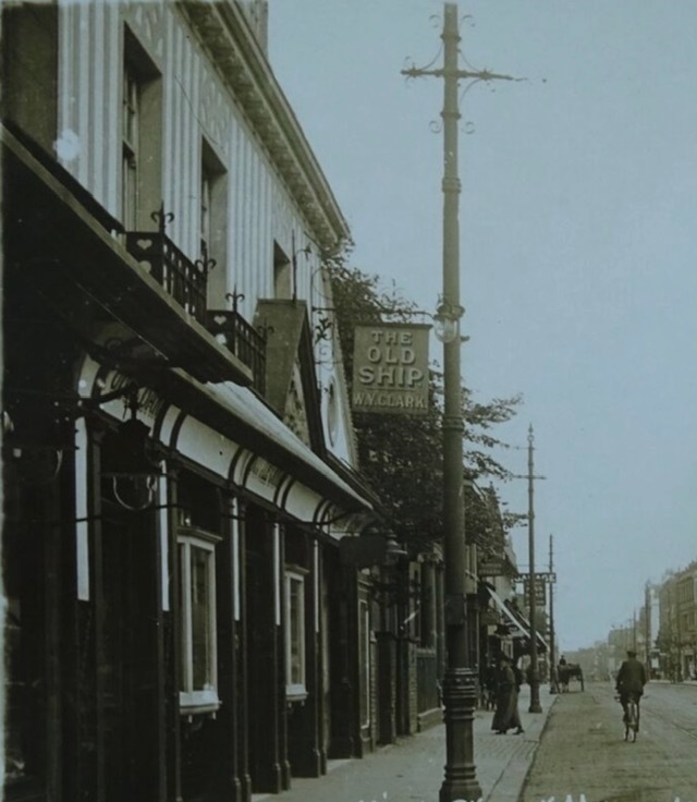 Old Ship, Hounslow