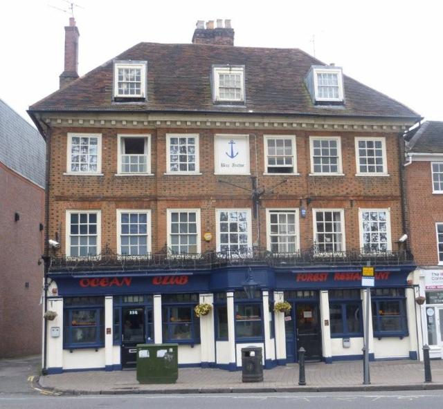 Blue Anchor, Staines