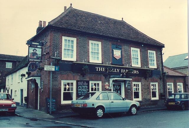 Jolly Farmers, Staines