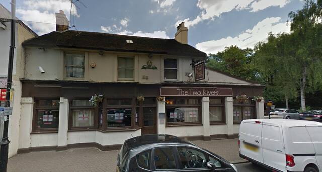 Phoenix Inn, Staines