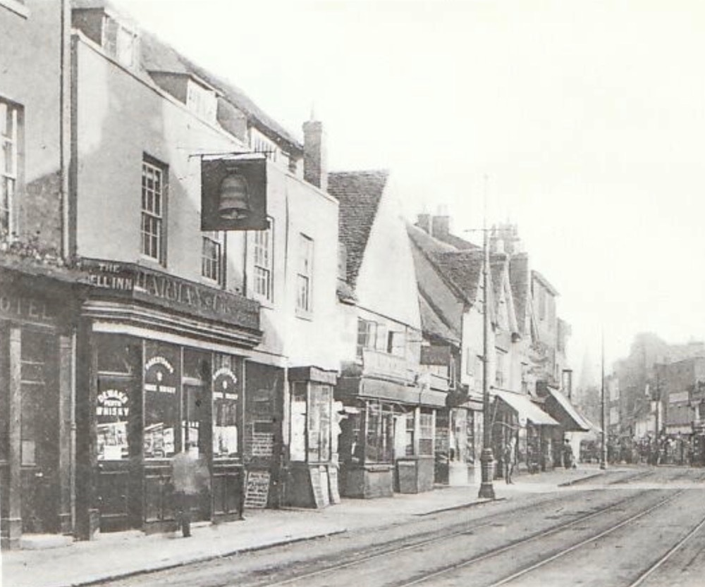 The Bell, Uxbridge