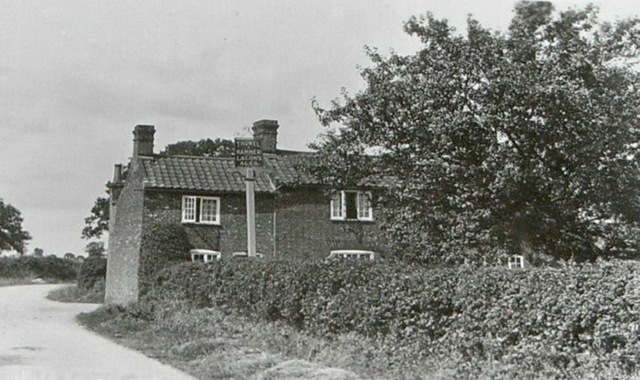 Trowel & Hammer, Blofield