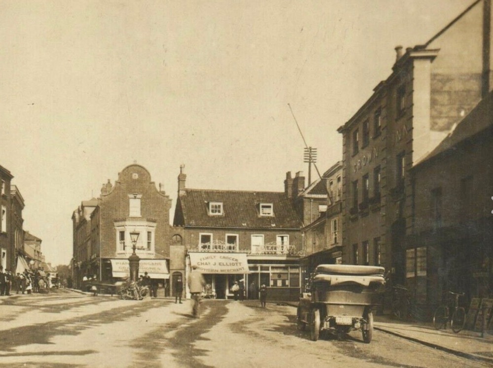 The Crown, Fakenham
