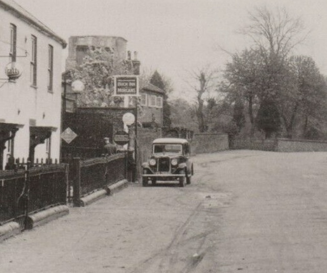 The Buck, Helhoughton