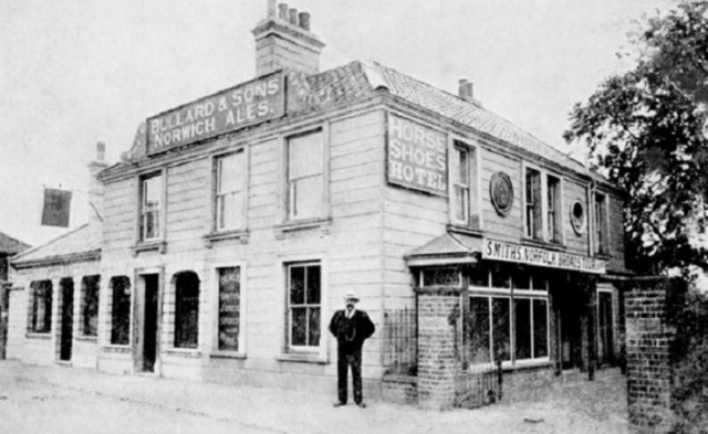 Horse Shoes, Hoveton