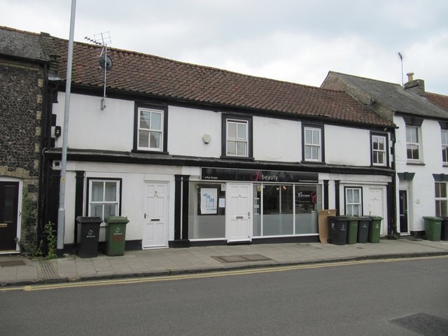 Three Hoops, Thetford