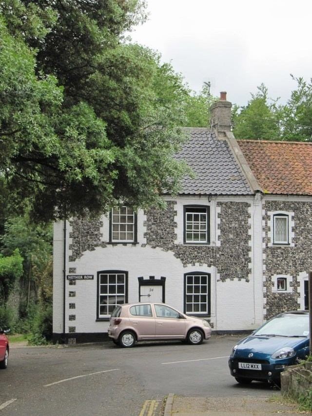 Victoria Shades, Thetford