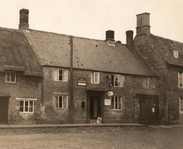 Golden Lion, Brigstock