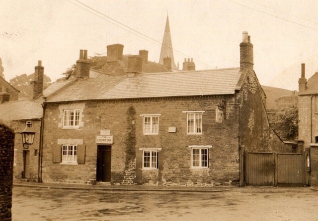 The Crown, Brixworth