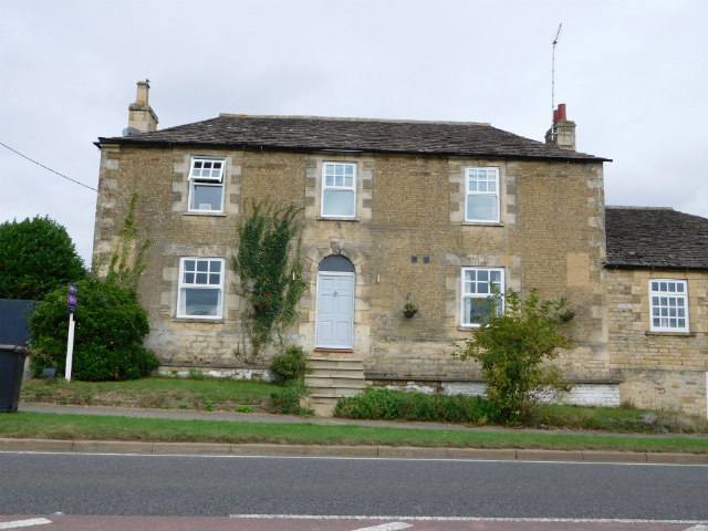 The Oak, Easton On The Hill
