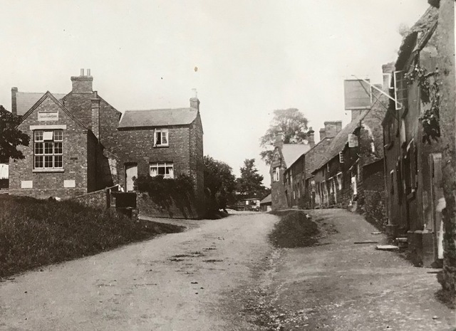 Recruiting Sergeant, Flore