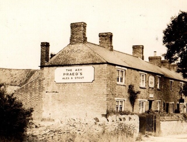 The Ash, Raunds
