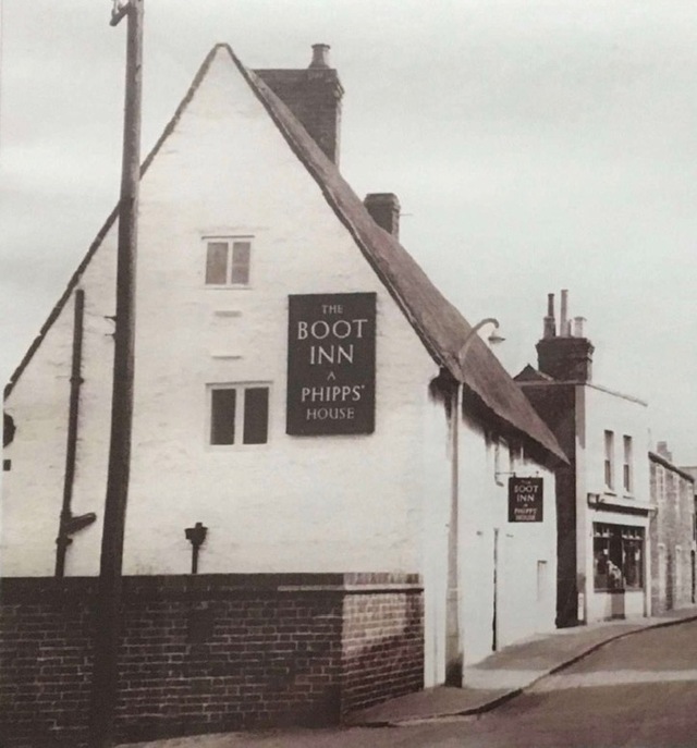 Boot Inn, Wollaston