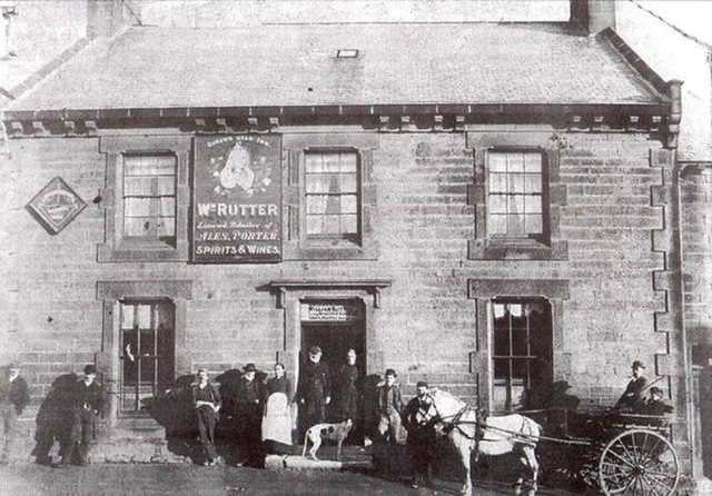 Queens Head, Guidepost