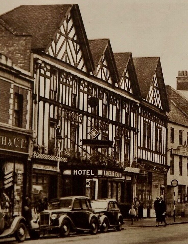 Queens Head, Morpeth
