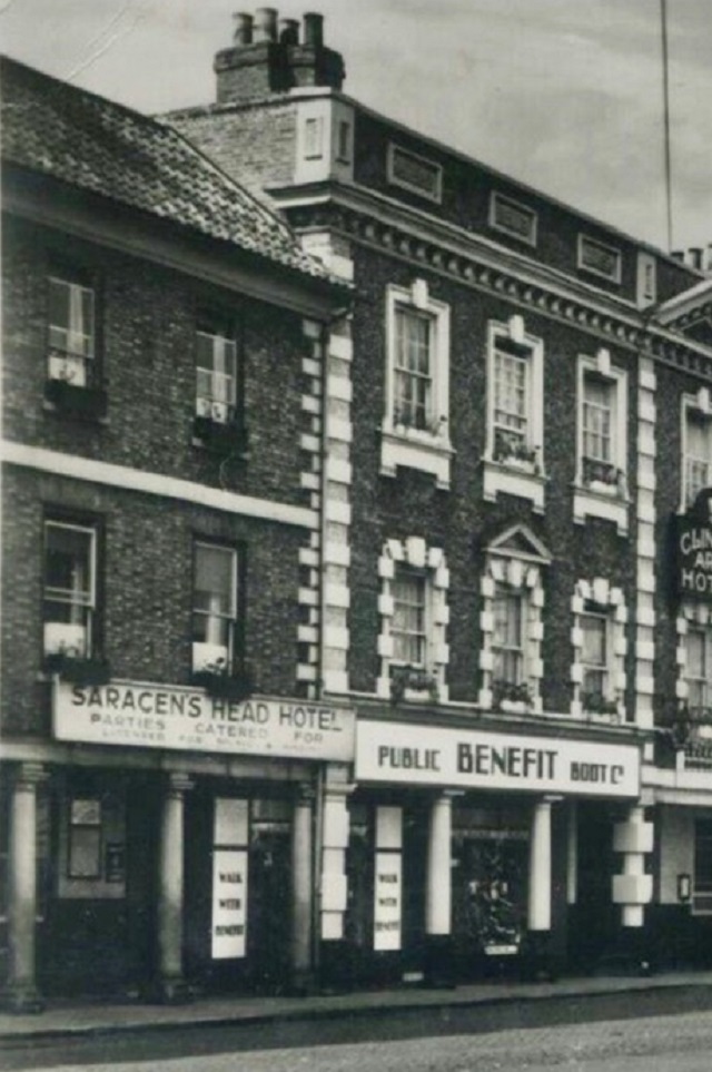 Saracens Head, Newark