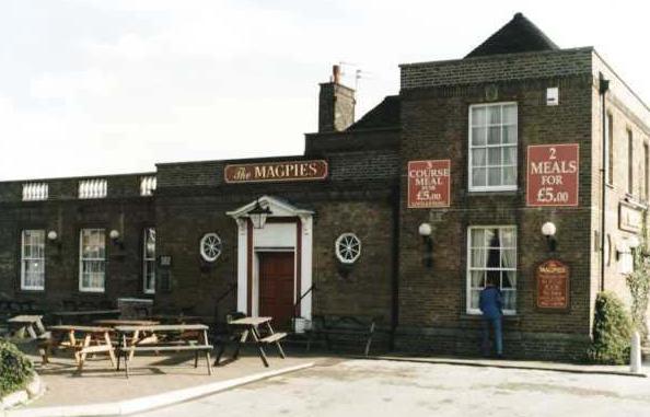 The Magpies, Nottingham, NG2