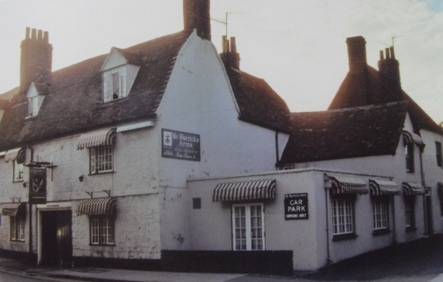Mr Warwick Arms, Abingdon