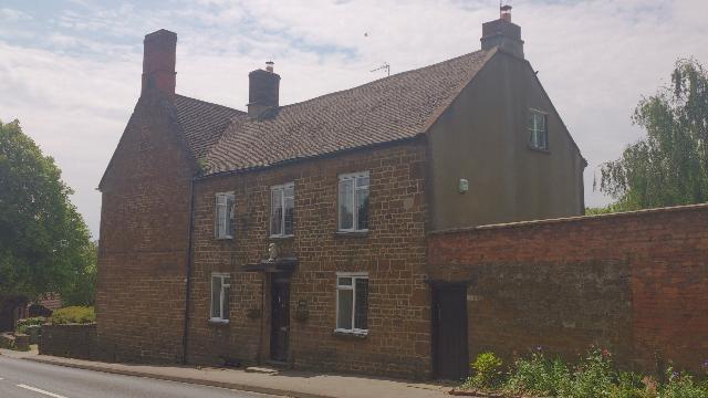 White Lion, Adderbury
