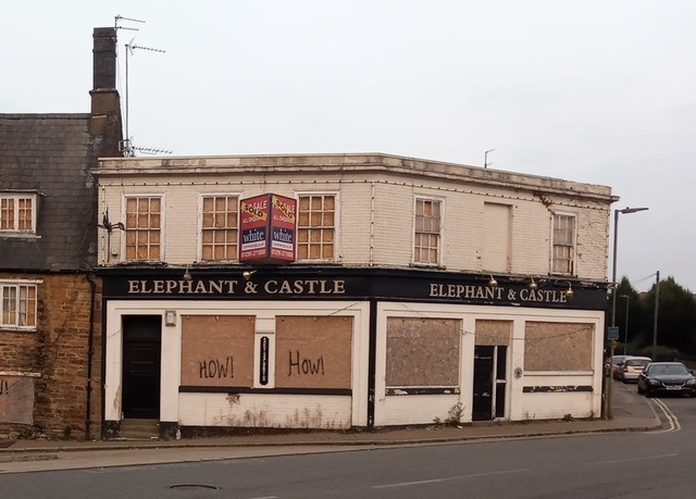 Elephant & Castle, Banbury