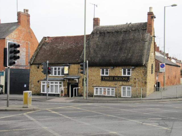 Three Pigeons, Banbury