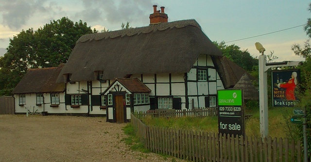 Bottle & Glass, Binfield Heath