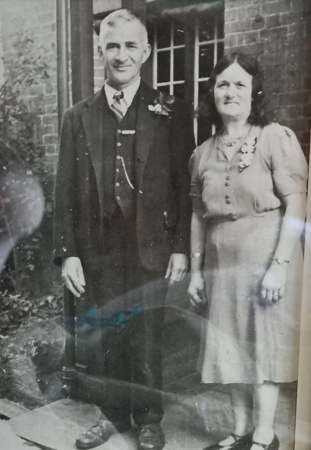 Coach & Horses, Binfield Heath