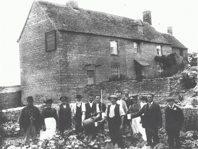 Merry Horn, Curbridge